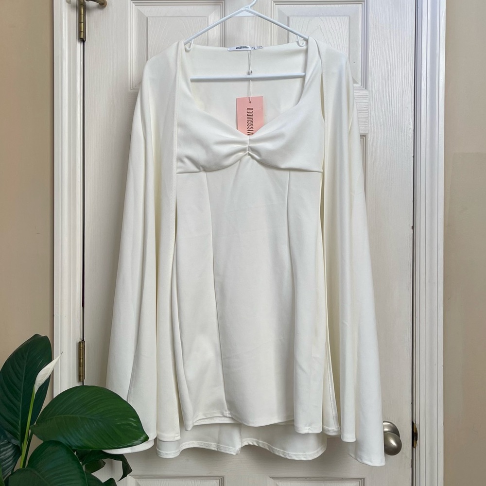 Missguided White Scuba Crepe Cape Mini Dress Size 4 New with Tag